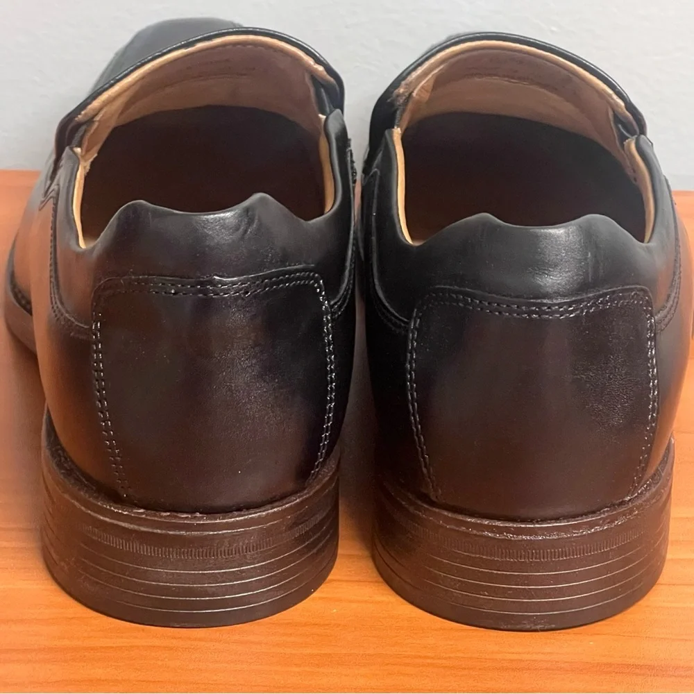 NWT Men’s Johnston & Murphy Lewis Venetian Leather Loafer Black Size 9